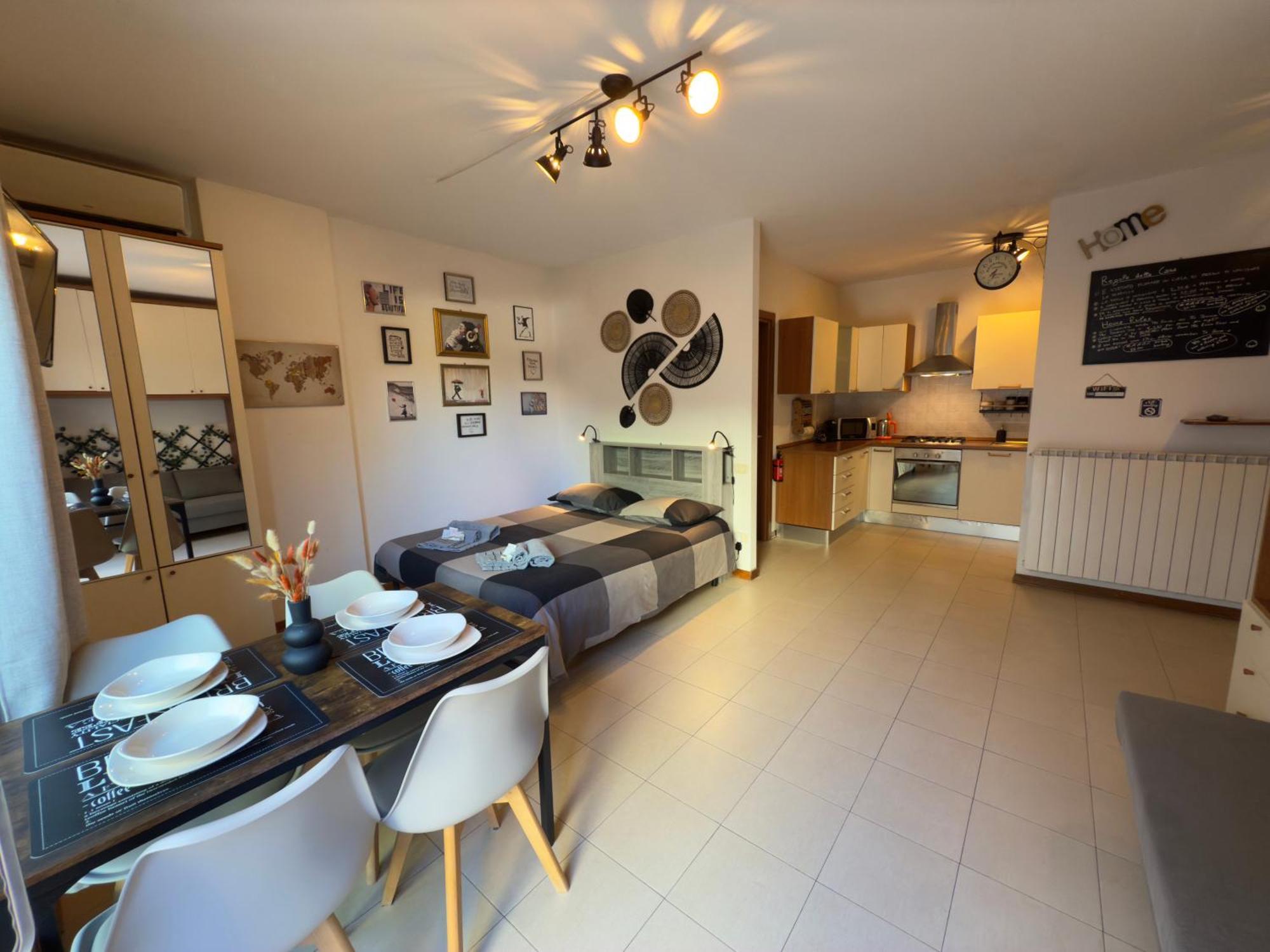 Monolocale + Ampio Terrazzo Apartment